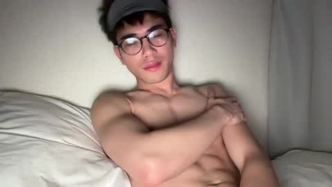 Snapshot of toshikaro0 chatting on 03.03.25 Karo online show from 03.03.25