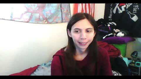 Snapshot of totalfuckingadorable chatting on 01.06.25 Luna online show from 01.06.25