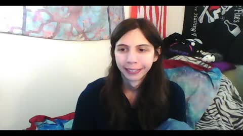 Snapshot of totalfuckingadorable chatting on 01.07.25 Luna online show from 01.07.25