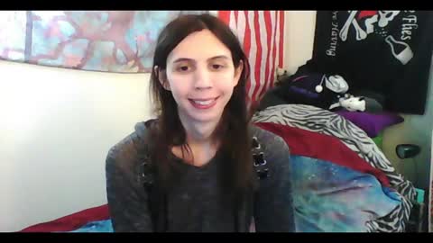 Snapshot of totalfuckingadorable chatting on 01.14.25 Luna online show from 01.14.25