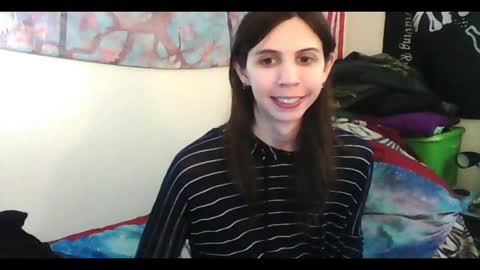 Snapshot of totalfuckingadorable chatting on 01.19.25 Luna online show from 01.19.25