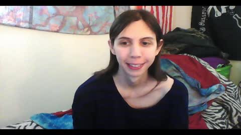 Snapshot of totalfuckingadorable chatting on 01.23.25 Luna online show from 01.23.25