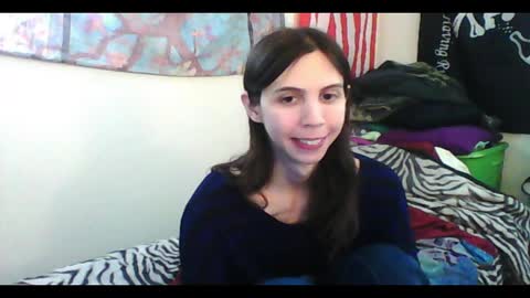 Snapshot of totalfuckingadorable chatting on 01.23.25 Luna online show from 01.23.25