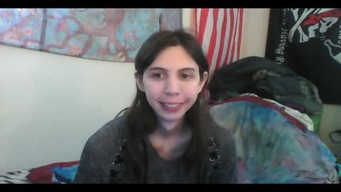 Snapshot of totalfuckingadorable chatting on 02.02.25 Luna online show from 02.02.25