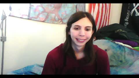 Snapshot of totalfuckingadorable chatting on 02.10.25 Luna online show from 02.10.25