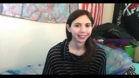 Snapshot of totalfuckingadorable chatting on 02.10.25 Luna online show from 02.10.25