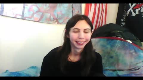 Snapshot of totalfuckingadorable chatting on 02.12.25 Luna online show from 02.12.25