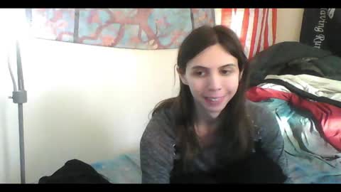 Snapshot of totalfuckingadorable chatting on 02.24.25 Luna online show from 02.24.25