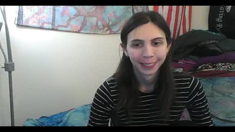 Snapshot of totalfuckingadorable chatting on 03.05.25 Luna online show from 03.05.25