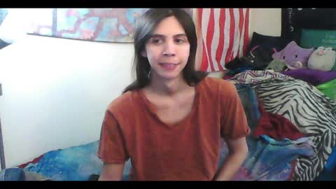 Snapshot of totalfuckingadorable chatting on 09.09.25 Luna online show from 09.09.25