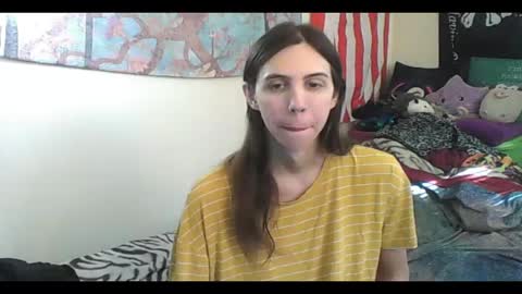 Snapshot of totalfuckingadorable chatting on 09.14.25 Luna online show from 09.14.25