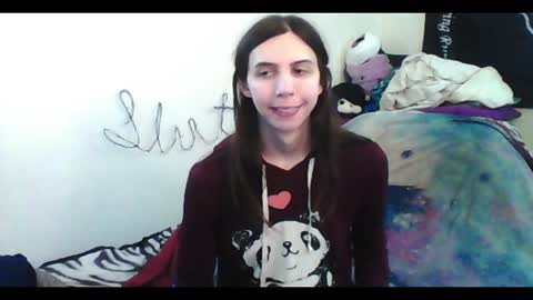 Snapshot of totalfuckingadorable chatting on 10.16.25 Luna online show from 10.16.25