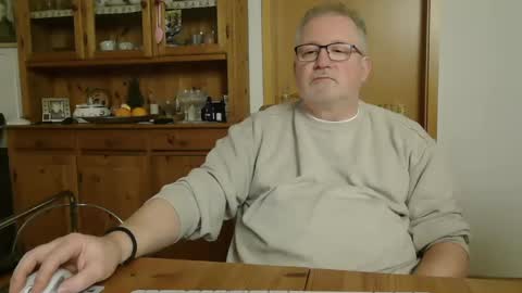 Snapshot of toto758 chatting on 01.06.25 toto758 online show from 01.06.25