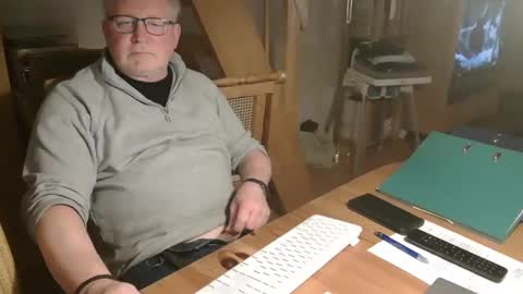 Snapshot of toto758 chatting on 03.05.25 toto758 online show from 03.05.25