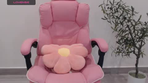 Angelina online show from 10.03.25