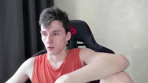 Snapshot of touch_me8 chatting on 02.07.25 Arti online show from 02.07.25