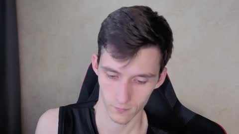 Snapshot of touch_me8 chatting on 10.07.25 Arti online show from 10.07.25