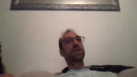 Snapshot of tounu38 chatting on 04.19.26 tounu38 online show from 04.19.26