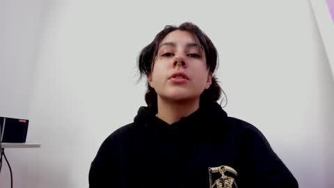 Liana online show from 10.10.25