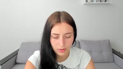 Snapshot of tracey_gill chatting on 06.28.26 tracey_gill online show from 06.28.26