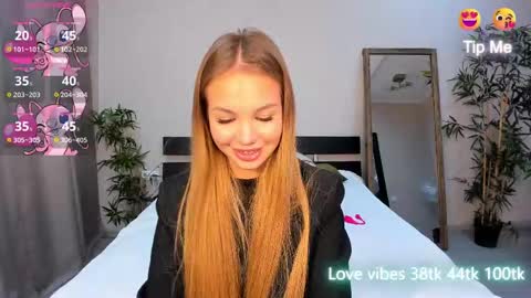 Snapshot of tracy_tay1or chatting on 02.20.25 Tracy GMT2 Mon 3 AM - 4 PM Tue 3 AM - 4 PM Wed 3 AM - 4 PM Thur 3 AM - 4 PM Fri 3 AM - 4 PM online show from 02.20.25