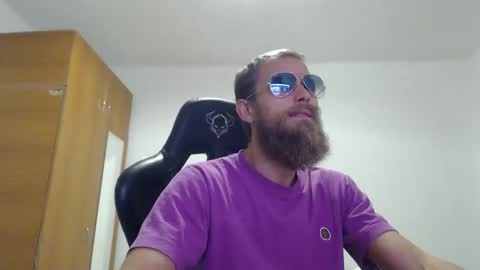 Snapshot of tralalabala chatting on 09.19.25 Tralalabala online show from 09.19.25