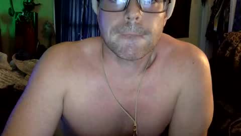Snapshot of transcurious101 chatting on 01.18.25 transcurious101 online show from 01.18.25