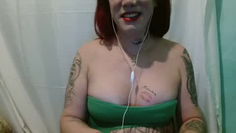 Snapshot of transexdotada chatting on 04.19.26 transexdotada online show from 04.19.26