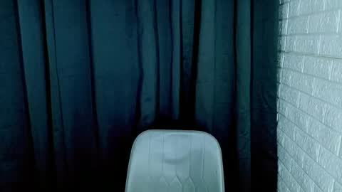 Snapshot of transmedusaxxx chatting on 07.04.26 Chloe online show from 07.04.26