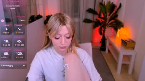 Nyuta Hartmann online show from 02.07.25