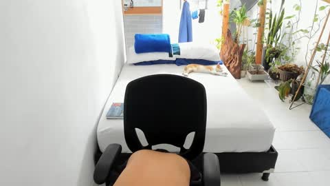 travis bakerr online show from 12.11.24