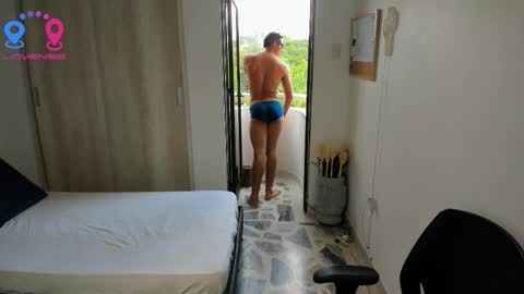 travis bakerr online show from 11.23.25