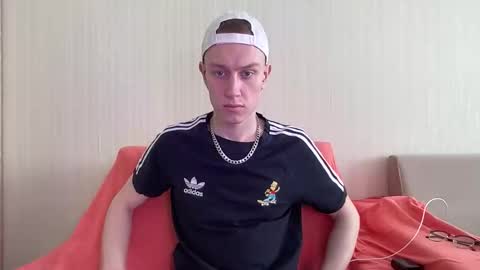 Snapshot of travis_gracile chatting on 04.03.26 Travis online show from 04.03.26