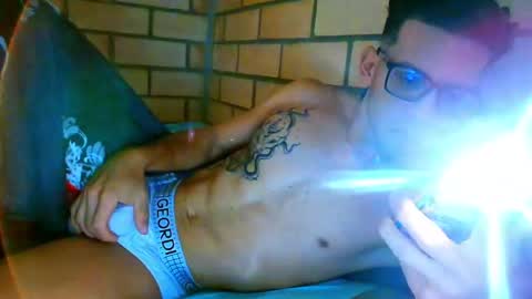 TRAVIS. online show from 04.09.26