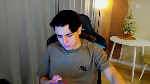 travisrivas online show from 02.02.26