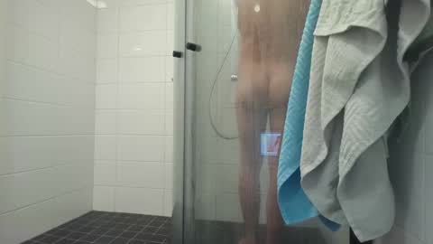 Snapshot of traxking444 chatting on 12.07.24 Displayman online show from 12.07.24