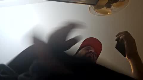 Snapshot of traxxxman1 chatting on 10.17.25 traxxxman1 online show from 10.17.25