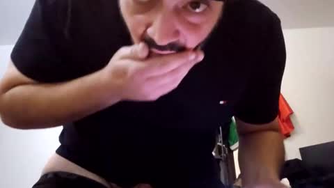 Snapshot of traxxxman1 chatting on 10.22.25 traxxxman1 online show from 10.22.25