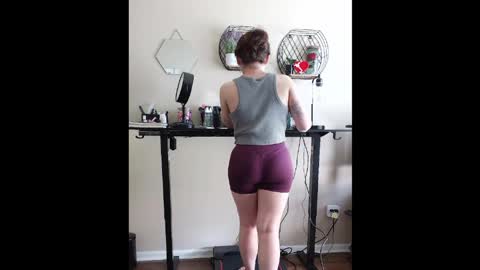 Snapshot of treadmillprincess chatting on 05.31.26 treadmillprincess online show from 05.31.26