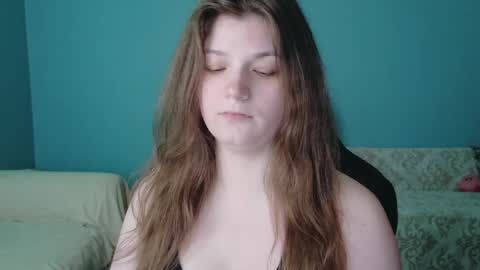 Snapshot of treejeanne chatting on 05.24.26 TreeJeanne online show from 05.24.26