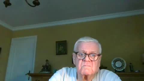 Snapshot of trekbeestje1 chatting on 01.14.26 trekbeestje online show from 01.14.26