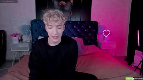 TrevorBenson online show from 11.20.25