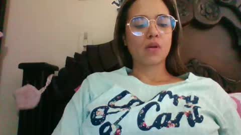 triana_bell online show from 01.20.25