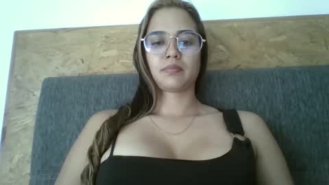 triana_bell online show from 12.16.25
