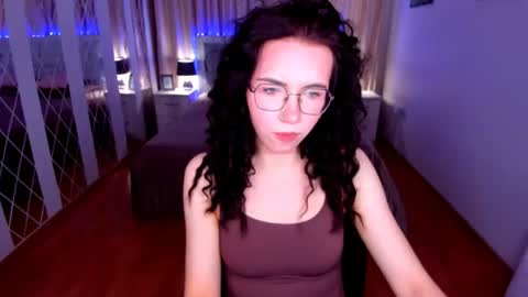 Snapshot of triciadaisy chatting on 06.14.26 TriciaDaisy online show from 06.14.26