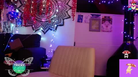 Cassie online show from 10.03.25