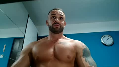 Snapshot of tridentmuscles chatting on 12.03.24 tridentmuscles online show from 12.03.24