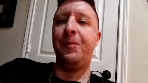 Snapshot of trillnonymau5 chatting on 12.22.24 trillnonymau5 online show from 12.22.24