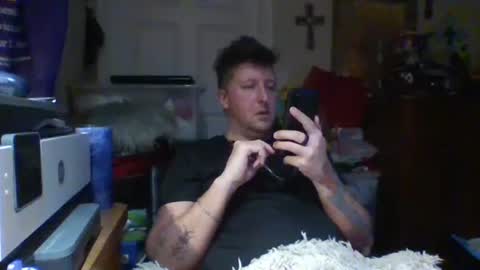 Snapshot of trillnonymau5 chatting on 01.25.25 trillnonymau5 online show from 01.25.25