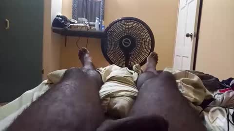 Snapshot of trinislim1868 chatting on 11.24.25 Antique-Shirt2516 online show from 11.24.25